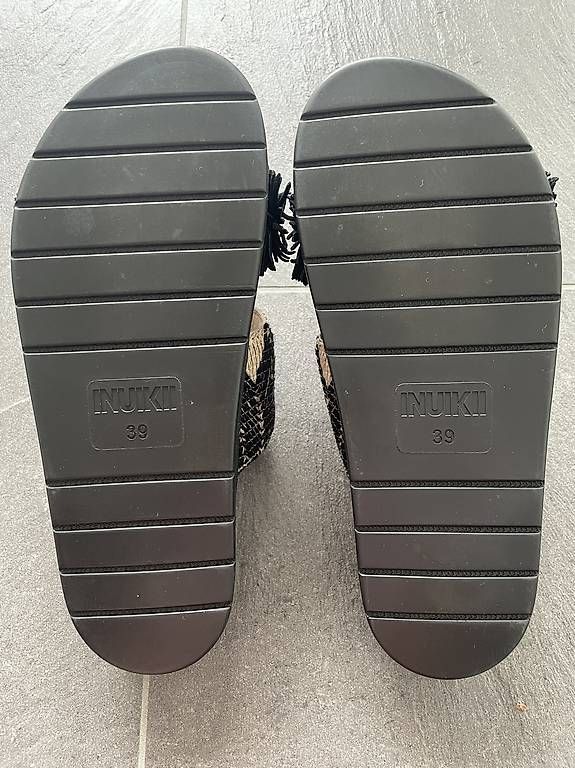 Scarpe da donna: INUIKII Pantolette 39 – Usato da Meisterschwanden venduto da xX3000Xx 2