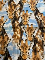 Baumwollstoff mit süssen Giraffen digitaldruck 1.5m x 1.5m
