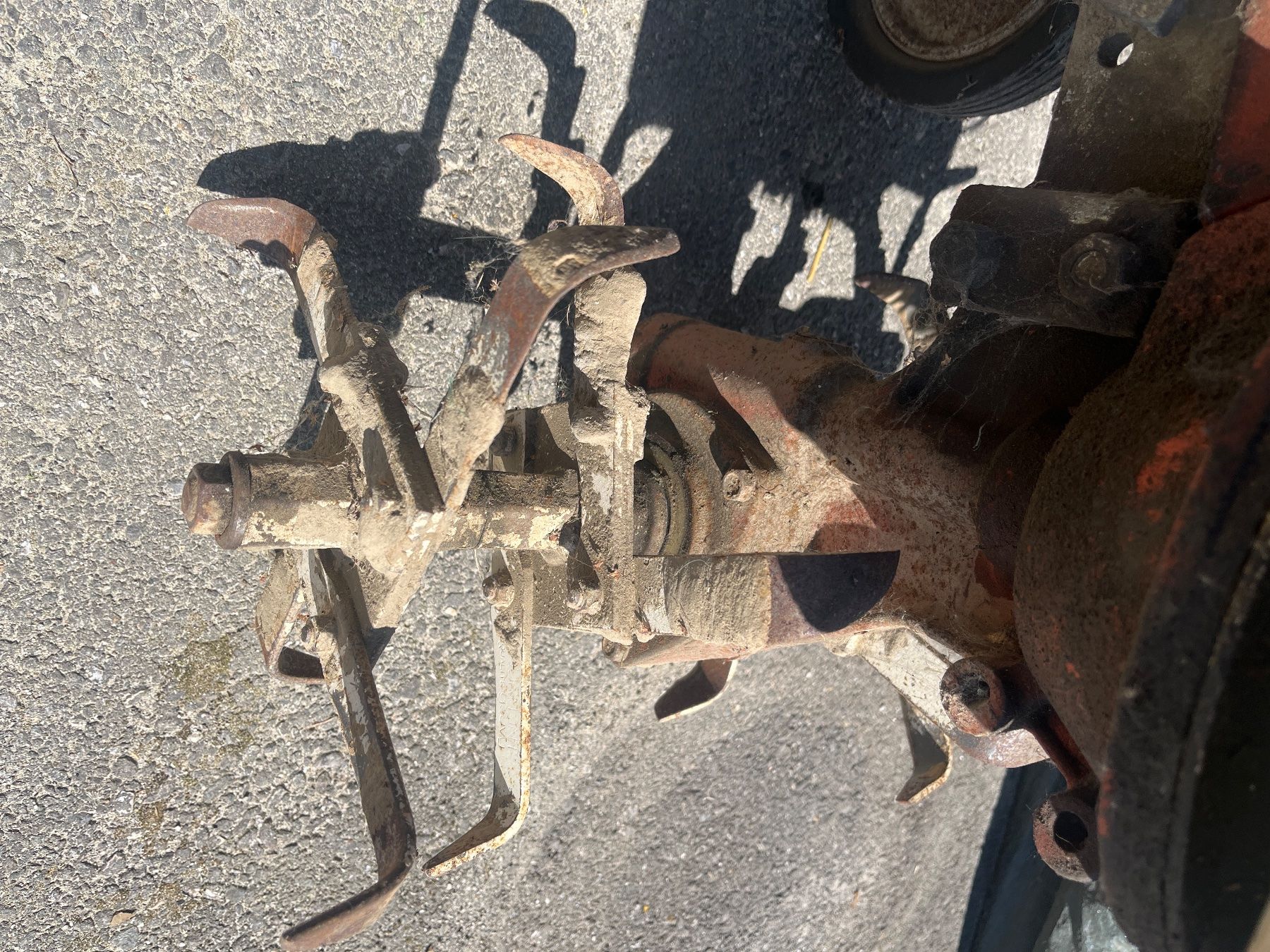 Tutte le macchine: Motoculteur Briggs&Stratton Courmont – Difettoso da Chénens venduto da Touta1franc 3