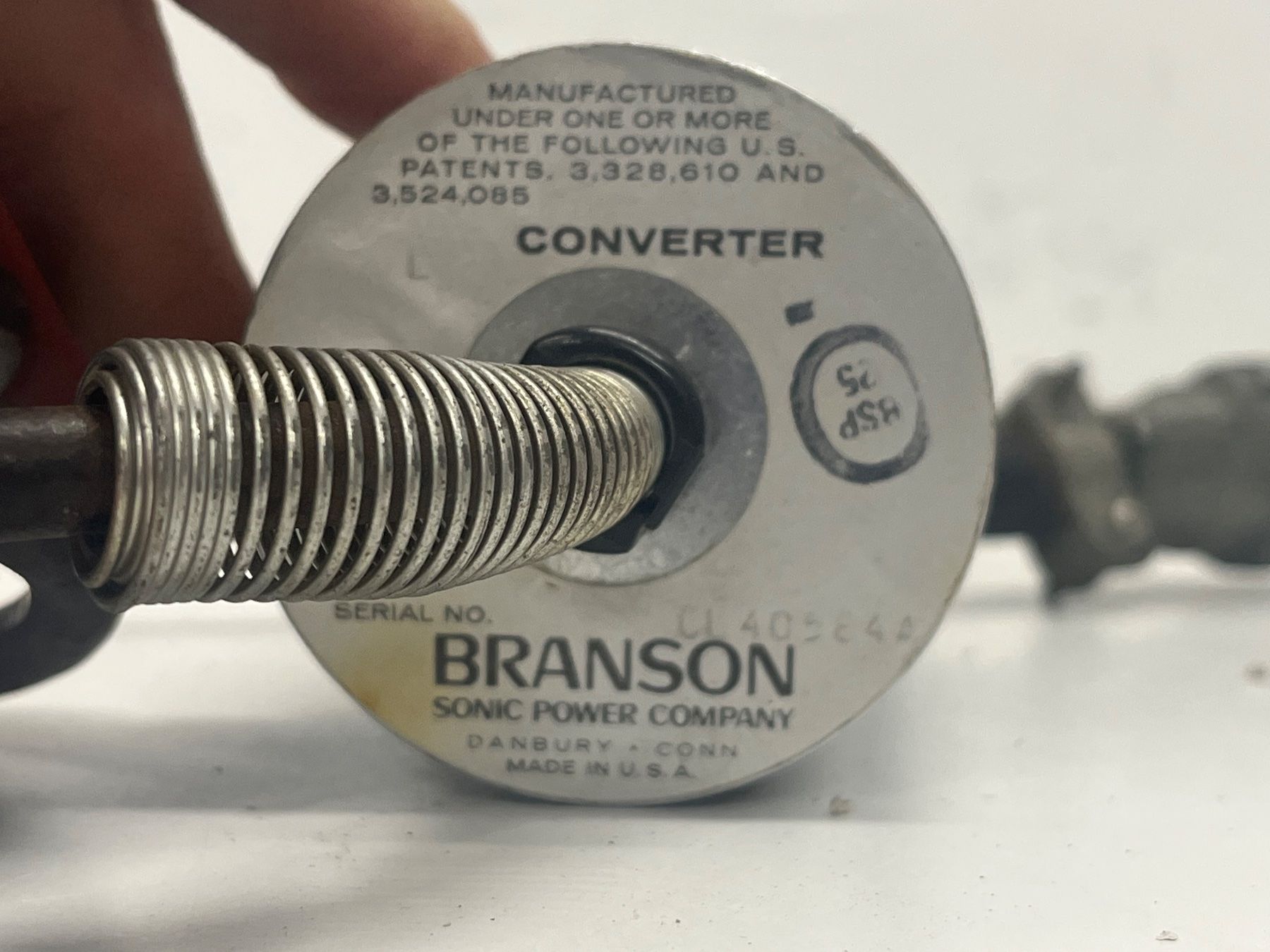 Tutte le macchine: Branson Sonifier Cell Disruptror transducer 102 – Usato da Niederdorf venduto da LeptonAG_Labor 2