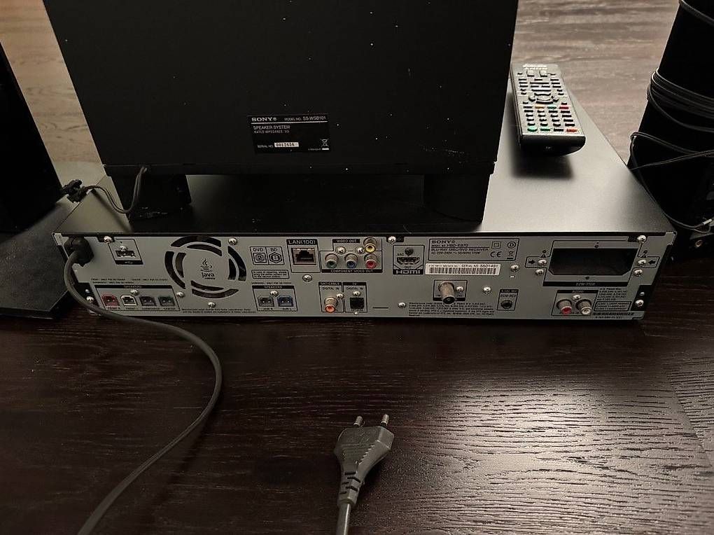 Home Cinema: Occ. Bluray-Heimkinosystem 3D, Sony BDV-E870, USB, 1000Watt – Usato da Löhningen venduto da Divemisli 1