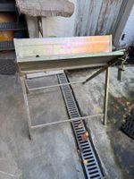 Chevalet métallique pour tronçoneuse