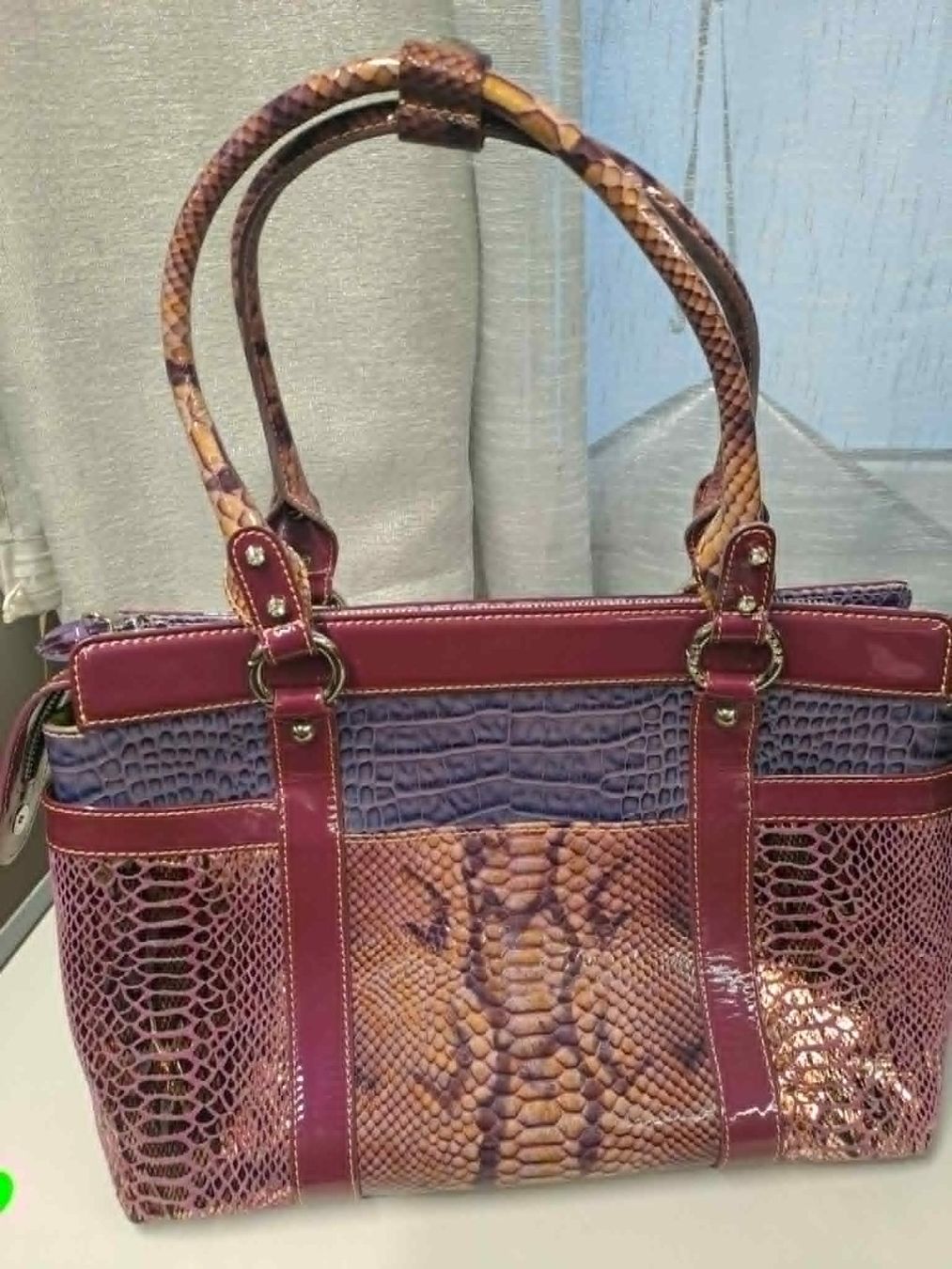 Borse da donna: Sac MICHELANGELO – Usato da La Chaux-de-Fonds venduto da Emmaus2300CDF 1