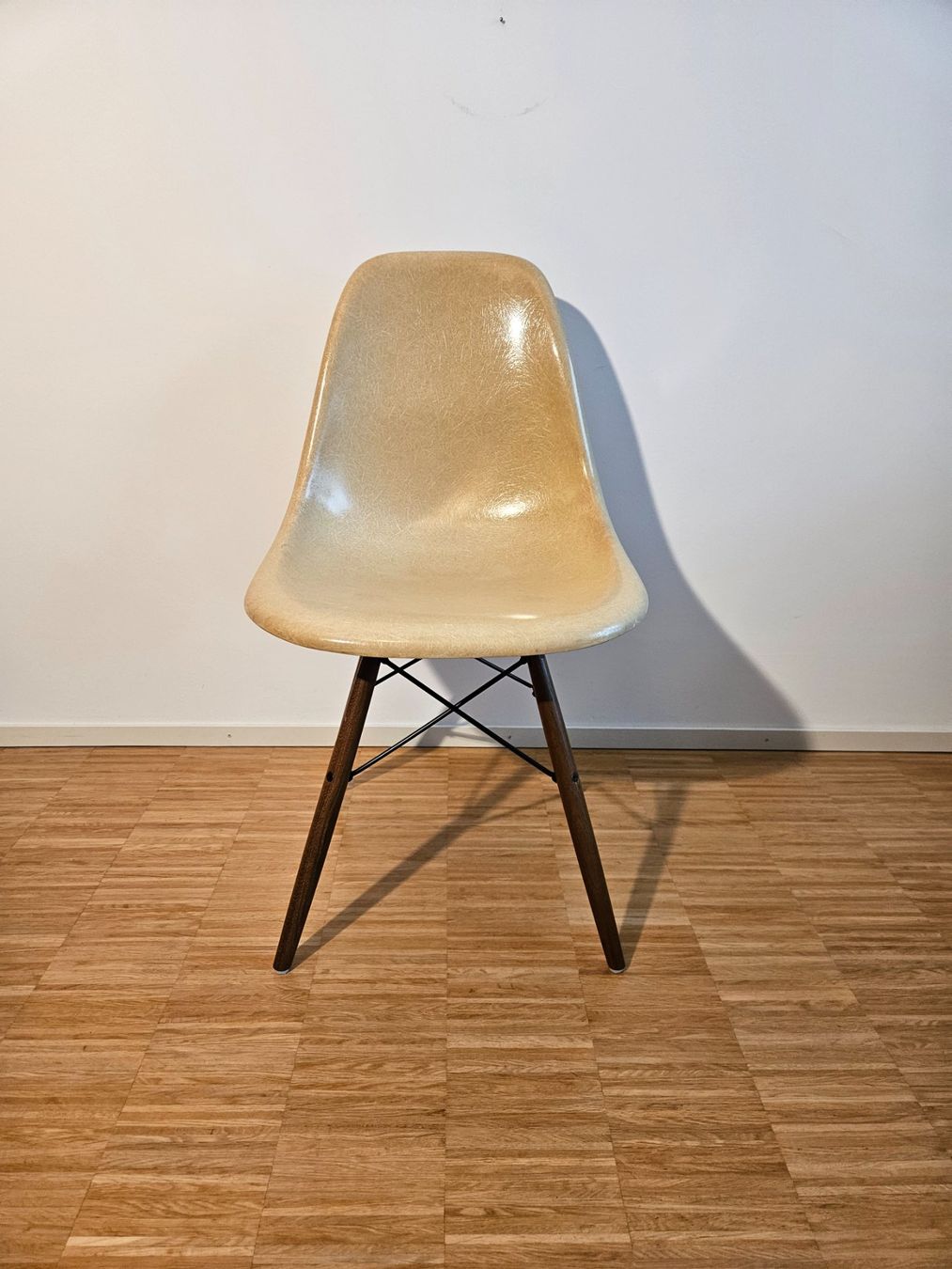 Herman Miller Sedie: Fiberglas: Eames / Herman Miller / Vitra – Usato da Zürich venduto da Lukasz