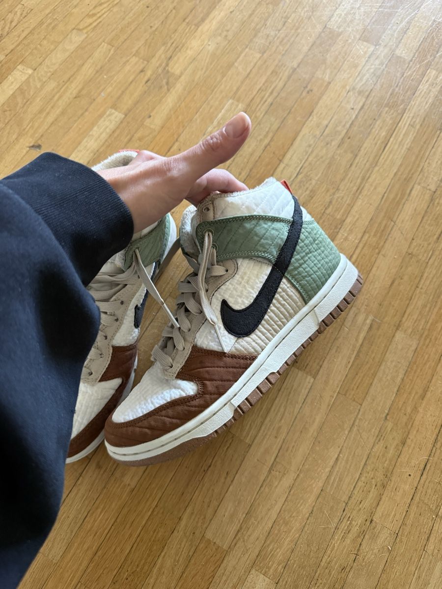 Nike Damenschuhe: Baskets Nike Jordan mid 37.5 – Gebraucht aus Genève von van_yjj2 2