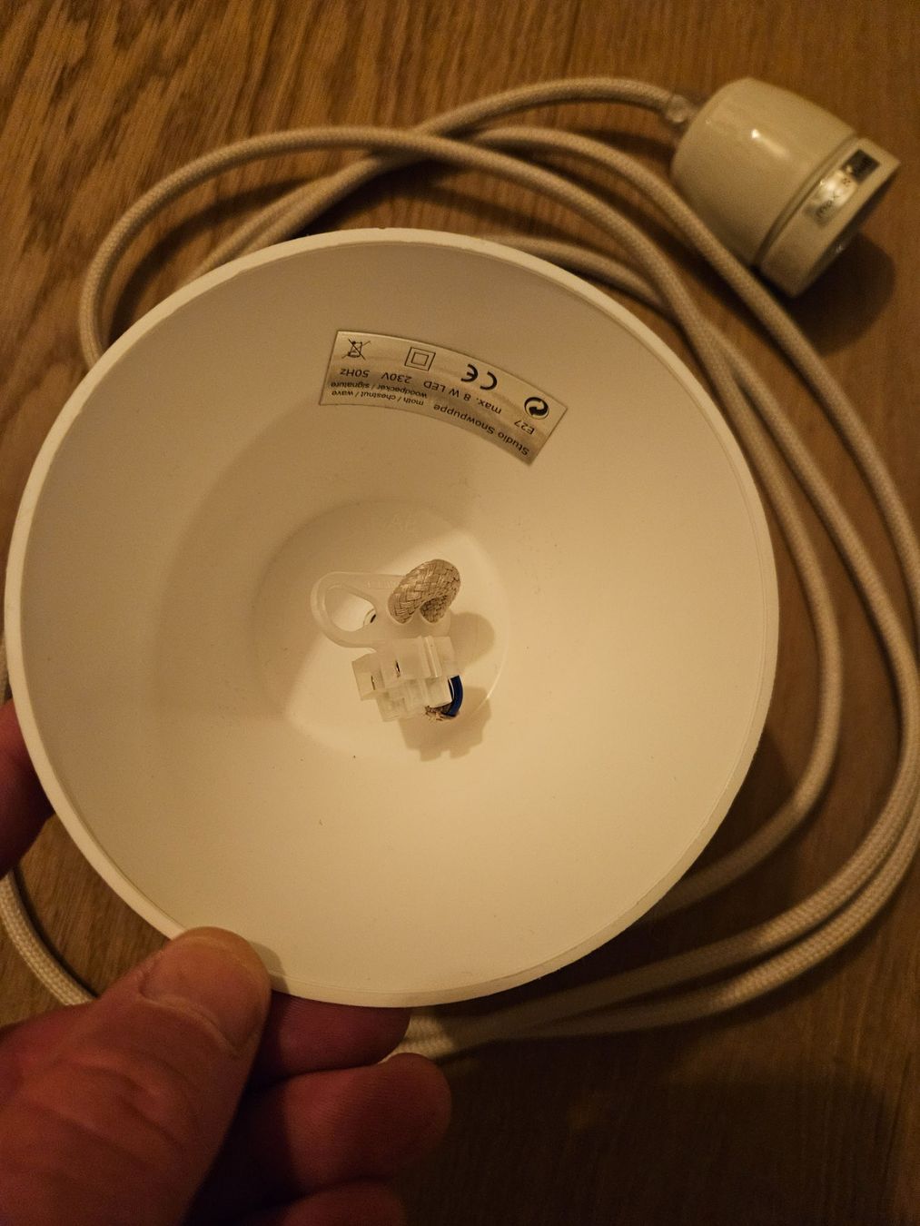 Lampes: E27 Hängeleuchte mit Deckenrosette – Neuf (Voir description) à Cham par gr80 1