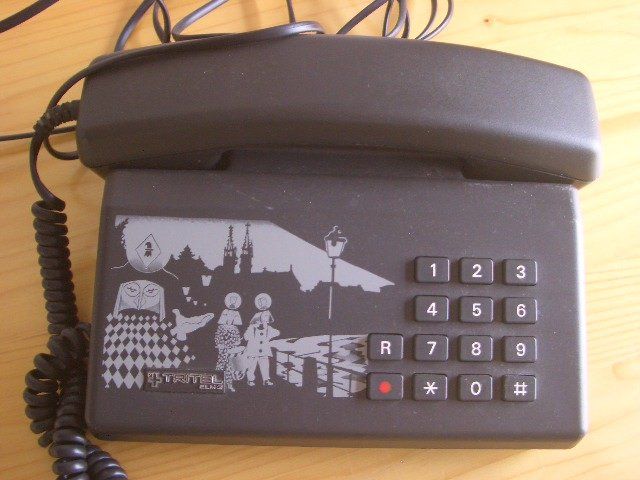 Telefoni: 2 x TELEFON – Usato da Thürnen venduto da Chluuri 1