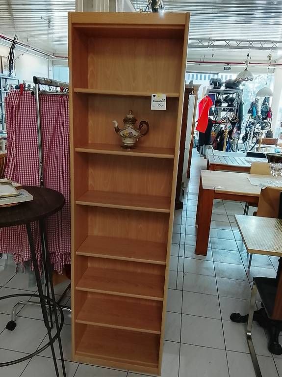Regale: Zeitloses Bücherregal/ Regal – Gebraucht aus Neuhausen am Rheinfall von galleria13 1