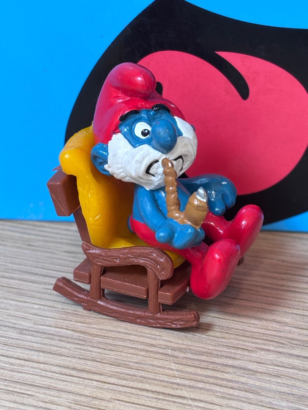 Schleich Statuette: Papa Schlumpf im Schaukelstuhl – Usato da Lyss venduto da Duckszone