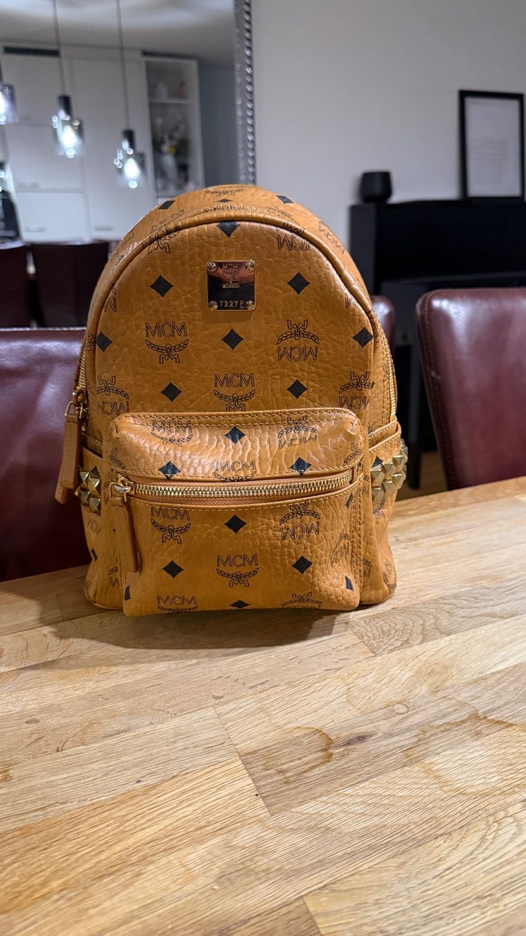 Mcm Zaini: MCM Rucksack - Vintage Style – Nuovo (secondo la descrizione) da Lenzburg venduto da VukiSee 5