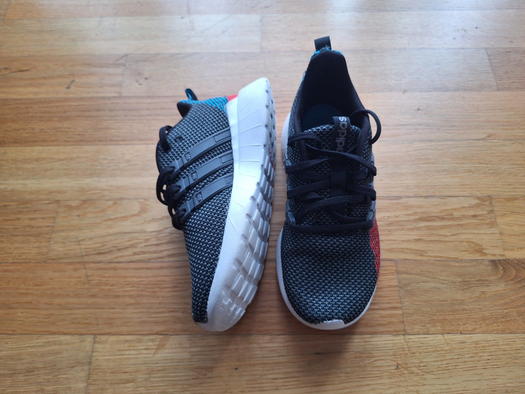 Adidas Chaussures hommes: Adidas Sneaker Gr. 36.5 – D'occasion à Burgdorf par W31S 3