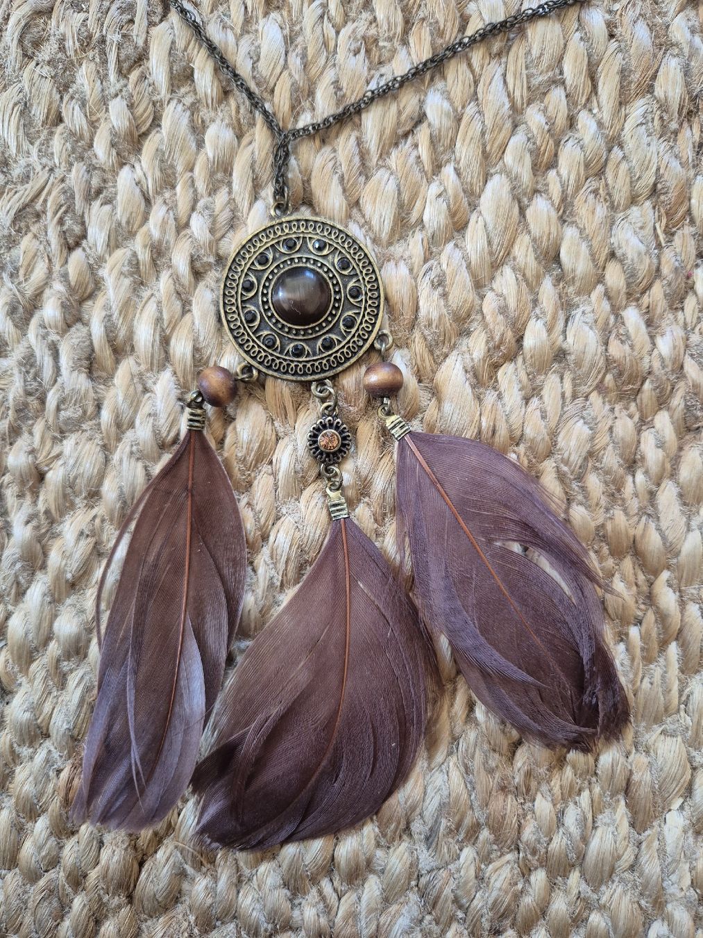 Catenine: Sautoir bohème plumes marron – Usato da Yverdon-les-Bains venduto da somiou 1