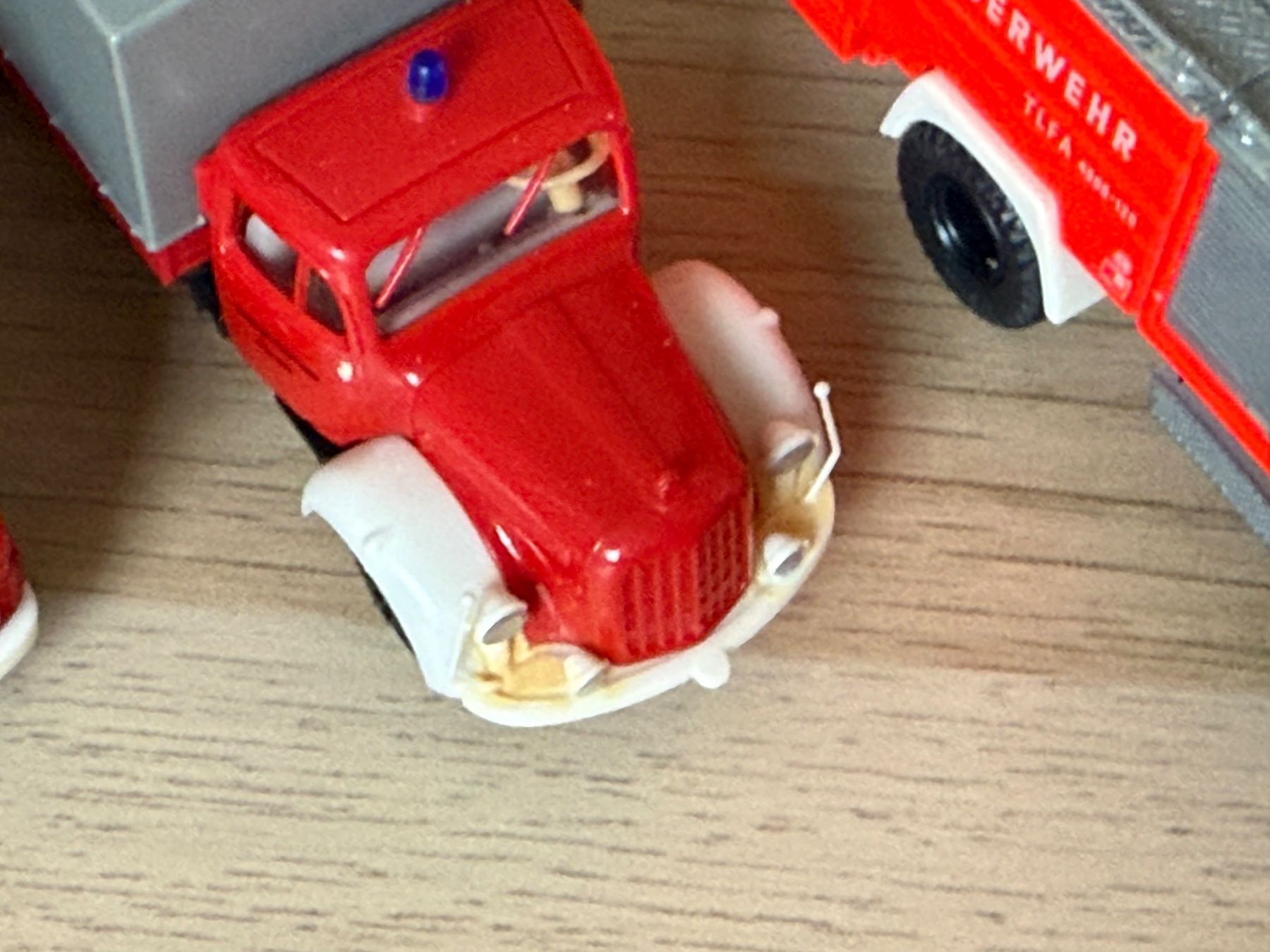 Brekina Kit di modellismo & Modellini statici: Lot 13 modèles pompiers 1/87 – Difettoso da Morrens VD venduto da YannD02 2