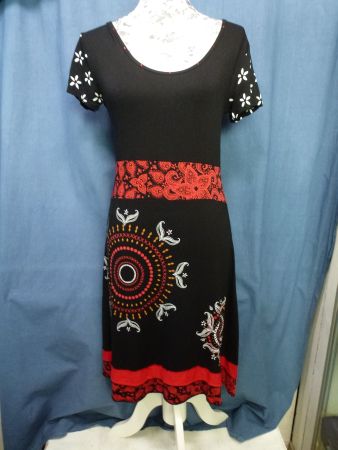 DESIGUAL JERSEY KLEID ROTE STEINCHEN TOLLES MUSTER GR 38 KA