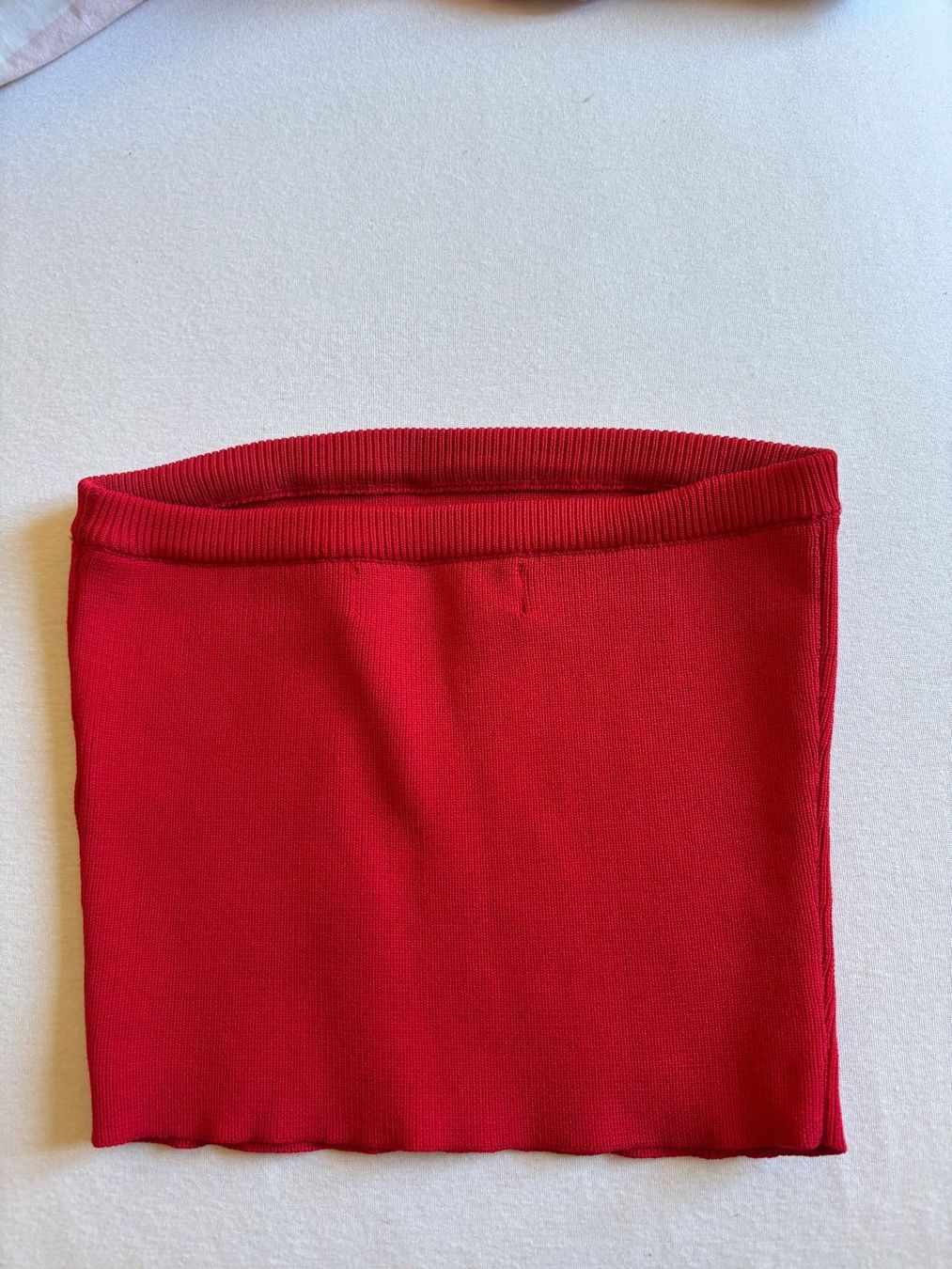 Bershka Blouses, T-shirts & Tops: Rotes Oberteil – D'occasion à Luzern par julopaji 2