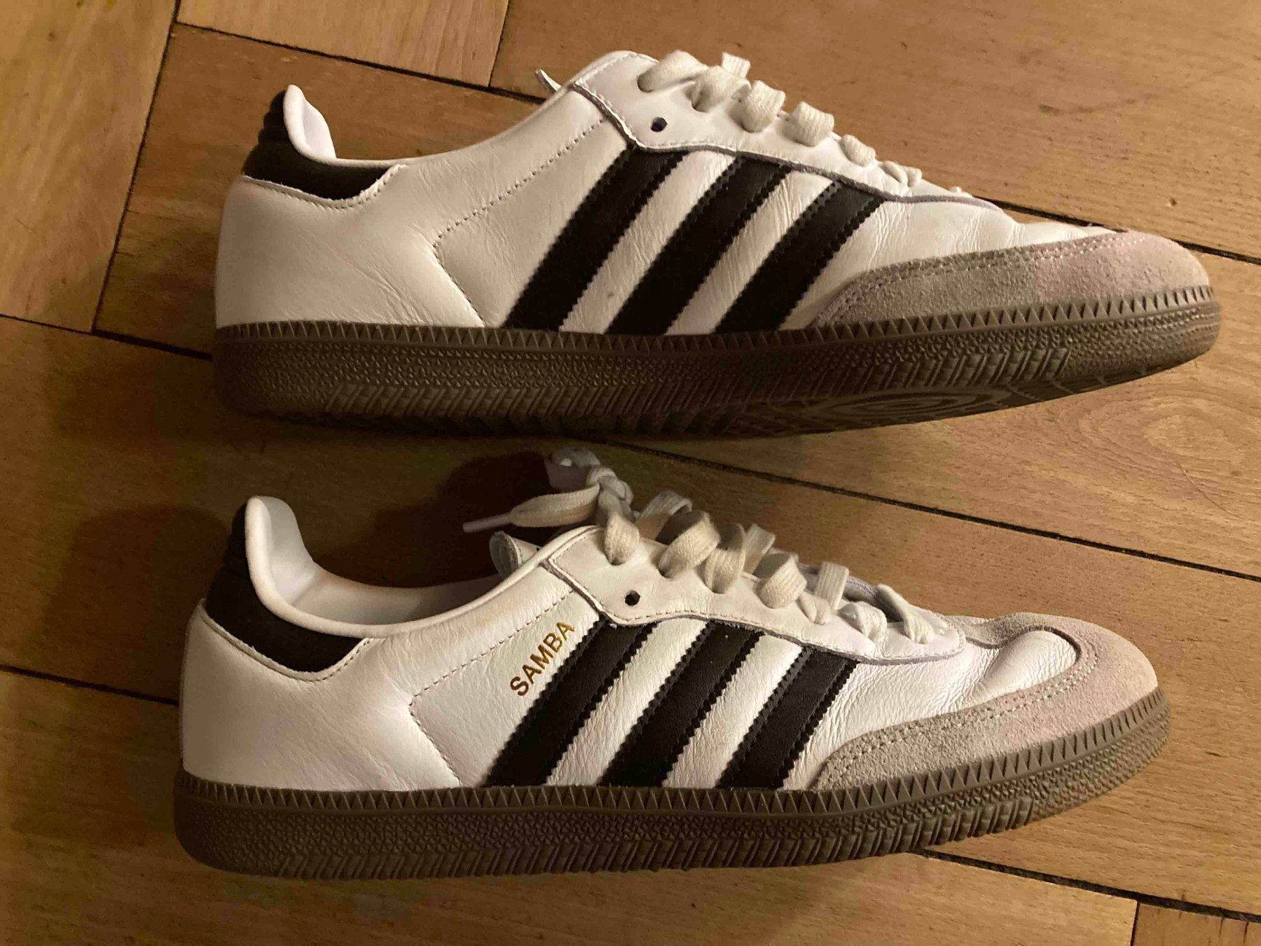 adidas gazelle silver green womens adidas Samba Indoor Shoes, White/Black/Red / 10 main image 0