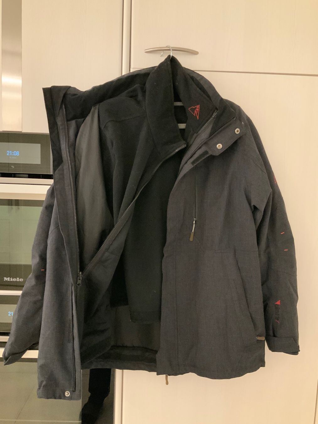 Giacche: Tolle Jacke 2 in 1 Gr.L – Usato da Würenlos venduto da Starceve 2