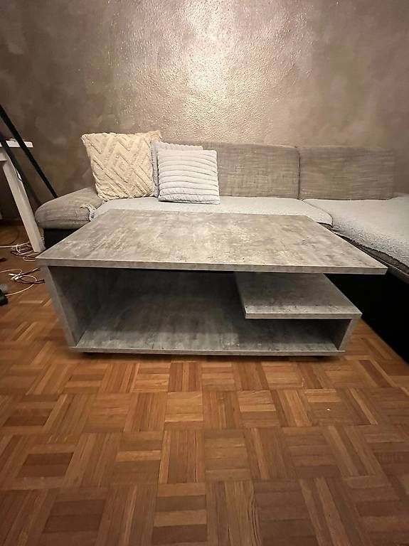 Tische: GRATIS Couch Tisch – Gebraucht aus Zürich von dawson00