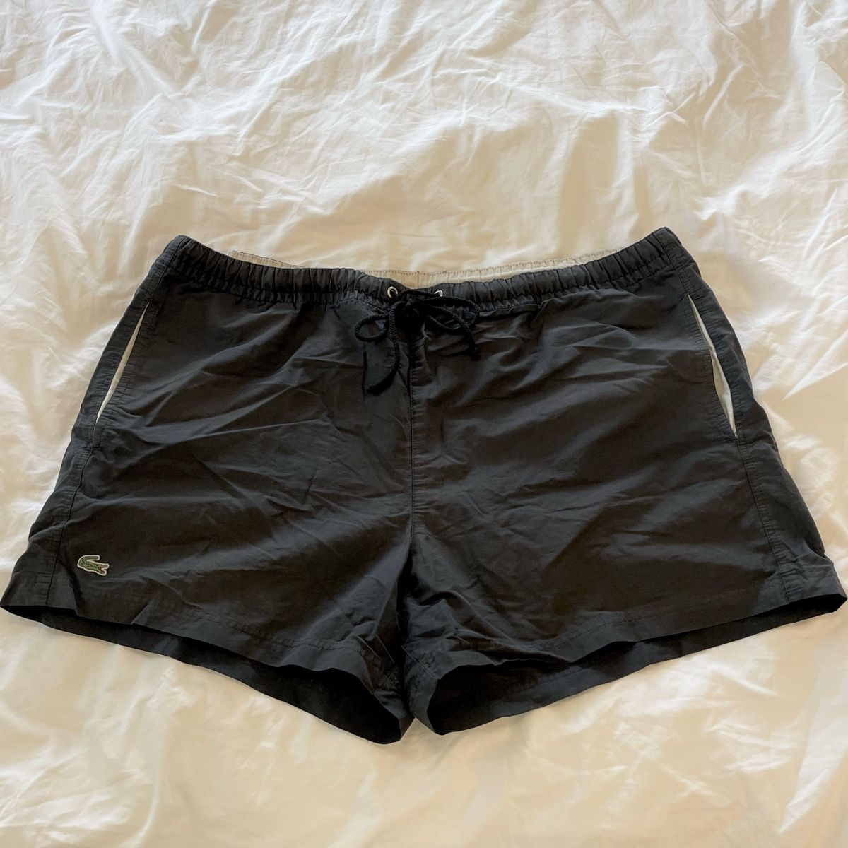 Lacoste Pantaloni: Lacoste Shorts – Usato da Wabern venduto da alestae