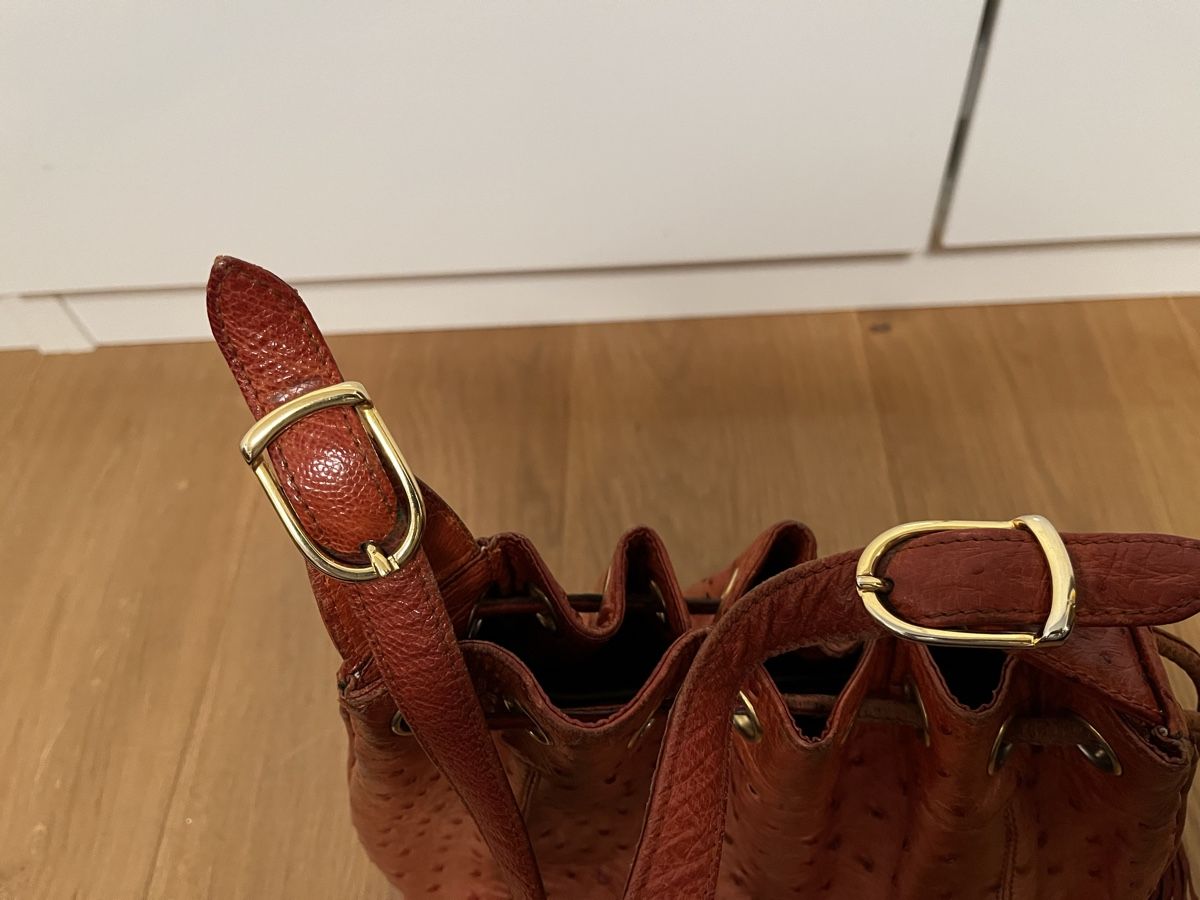Borse da donna: Sac à main Gurtner vintage – Usato da St. Prex venduto da Nikolletta 6