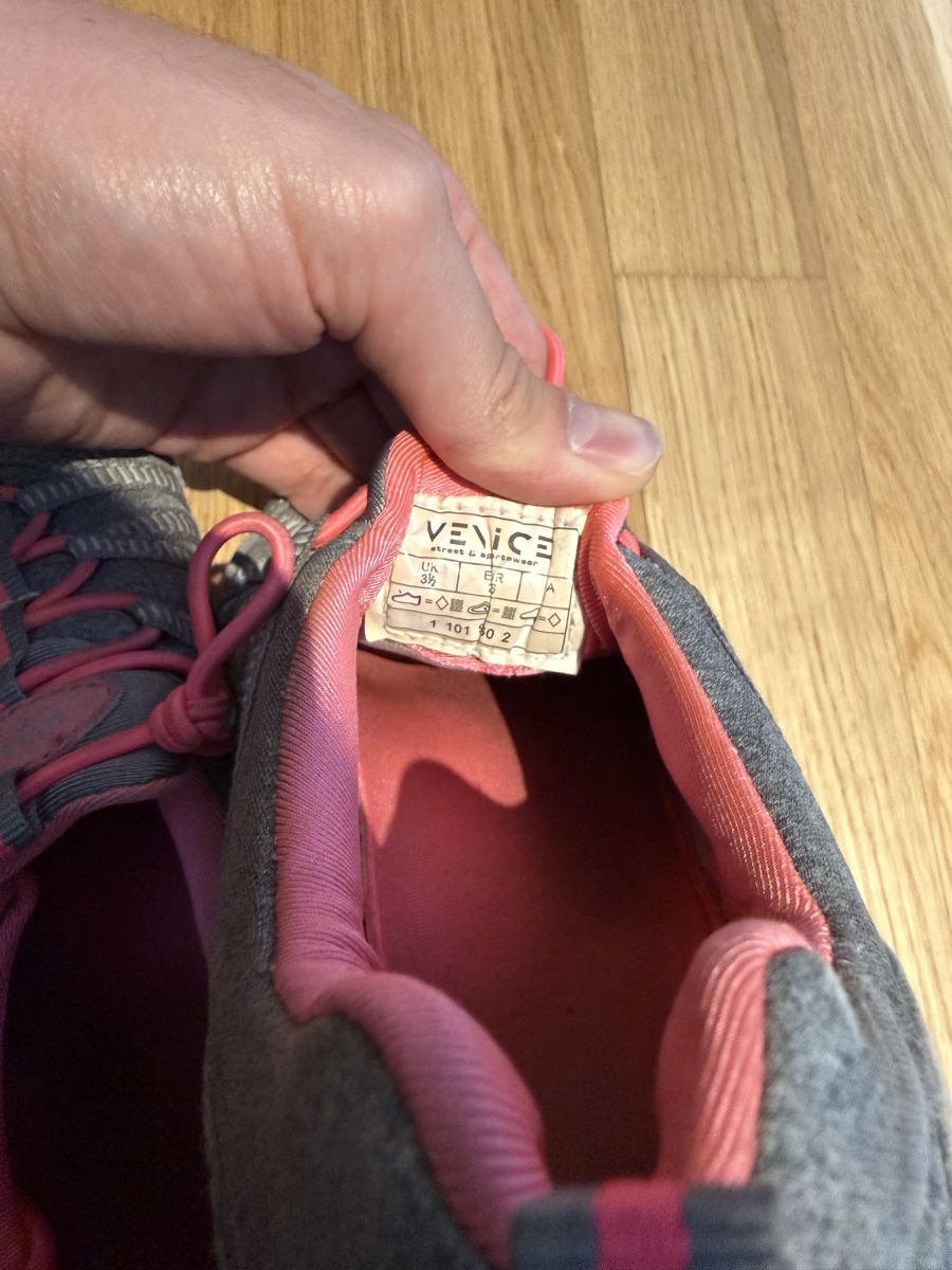 Scarpe per ragazze: Venice Grey & Pink Spring/Summer Schuhe – Usato da Biel/Bienne venduto da Husseinsheikho 3