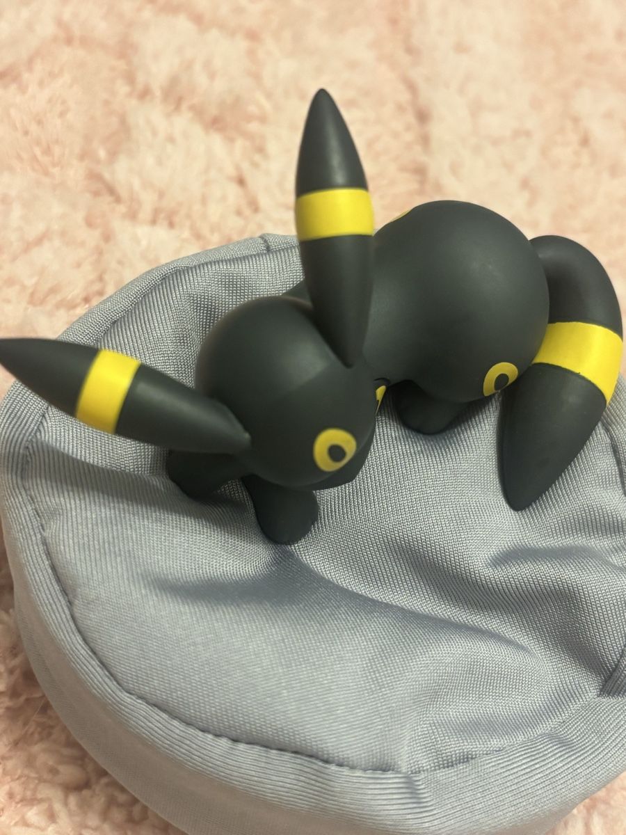 Pokémon Statuette: Pokémon noctali endormi – Nuovo (secondo la descrizione) da Orbe venduto da car_8grw 3