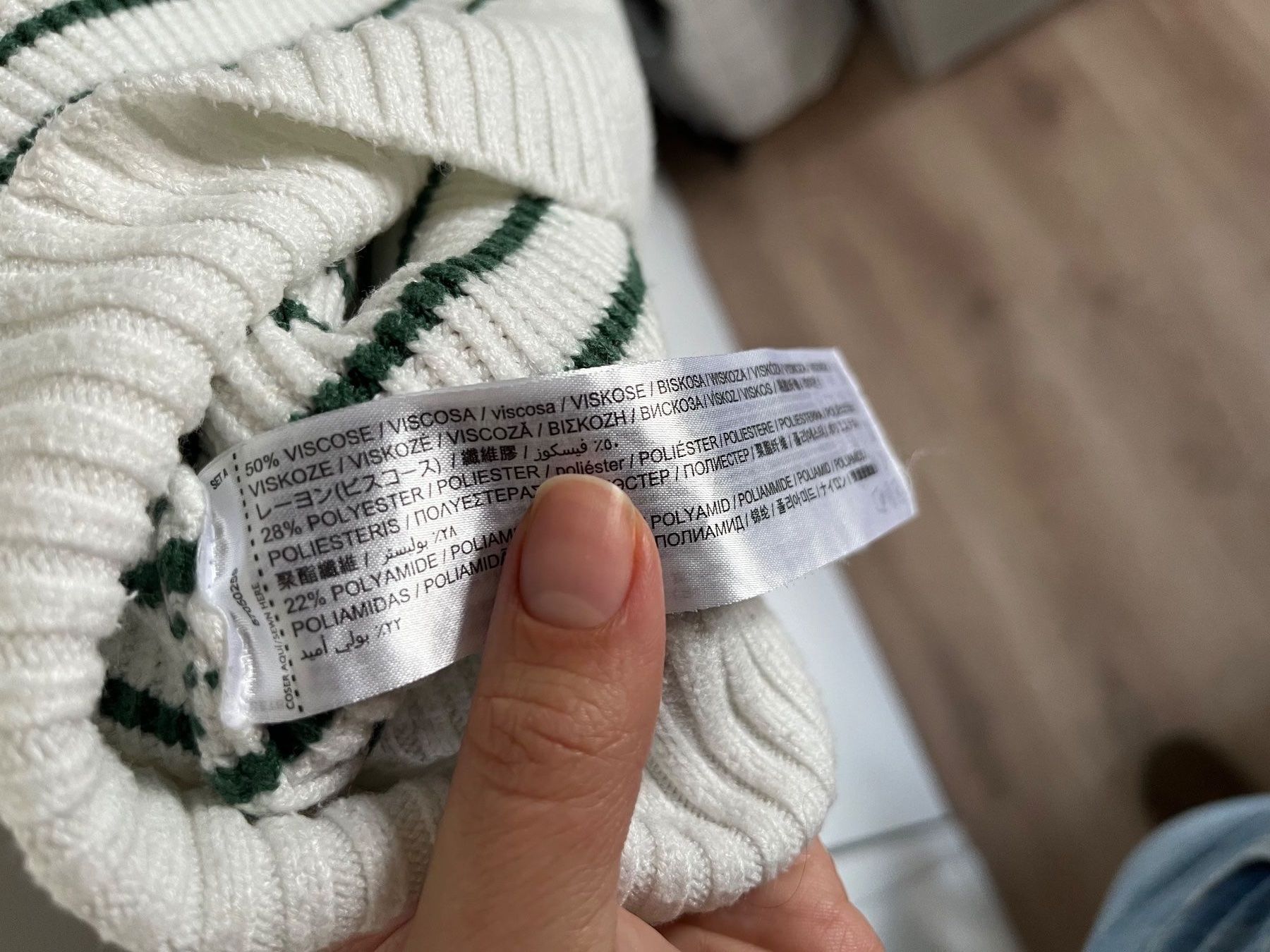 Mango Maglioni & Felpe: Pullover Mango – Usato da Wädenswil venduto da Vuki 1