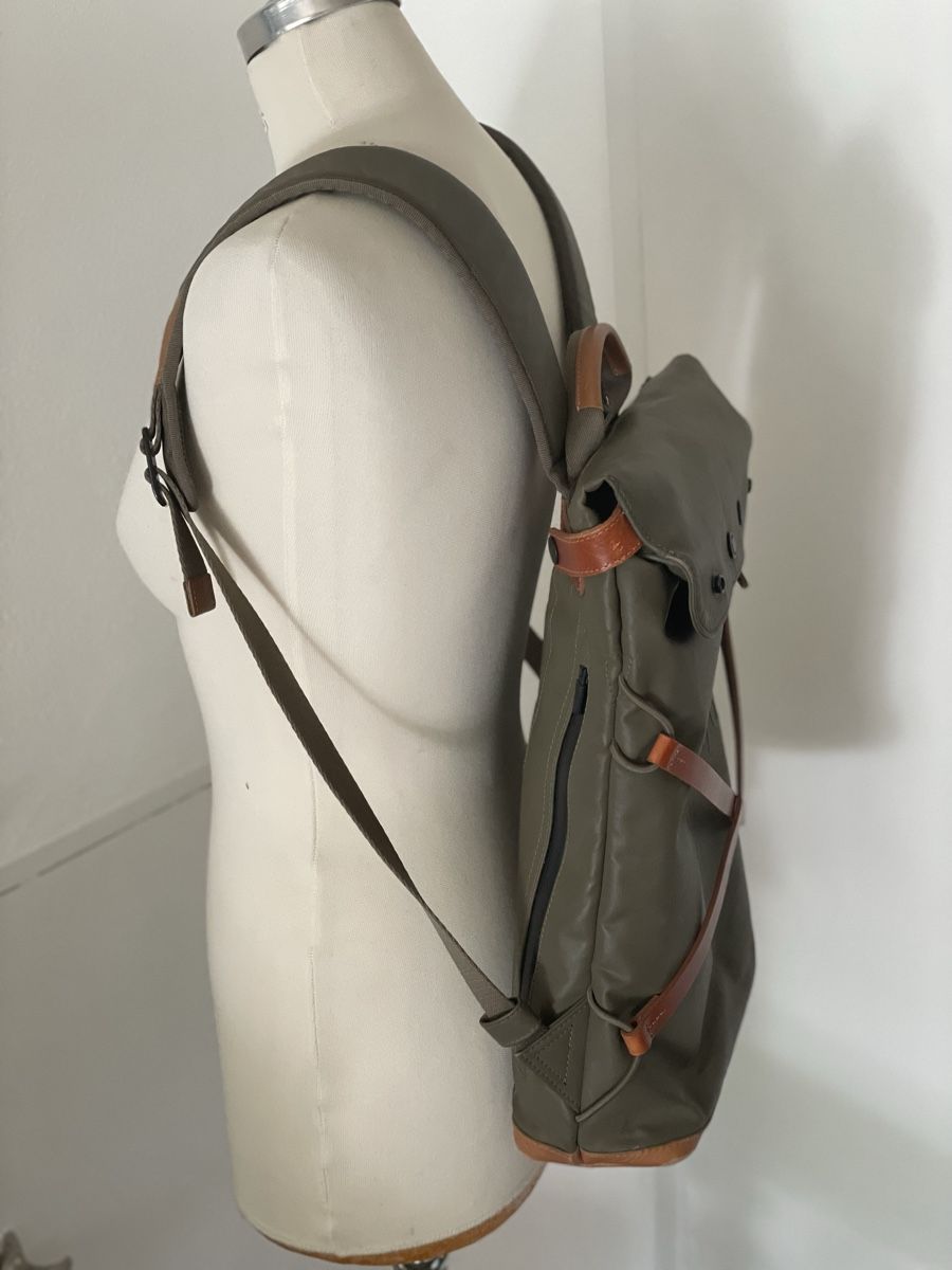 Aunts & Uncles Zaini: Aunts & Uncles Osaka Rucksack – Usato da Schaffhausen venduto da marakesch41 1