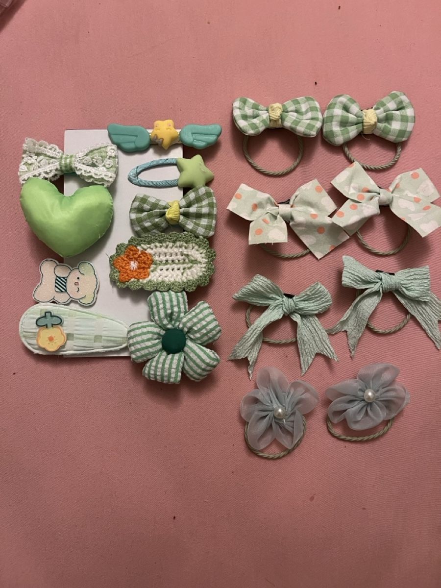 Accessori per capelli: Haarschmuck Set Mädchen neu 13 Teile – Nuovo e nell'imballaggio originale da Olten venduto da sae_82z2