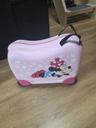 Samsonite Dream Rider Minnie Mouse Suitcase - Pink!