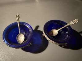 Antike Salzschälchen, Kobaltglas, 800er Silber, Salieren