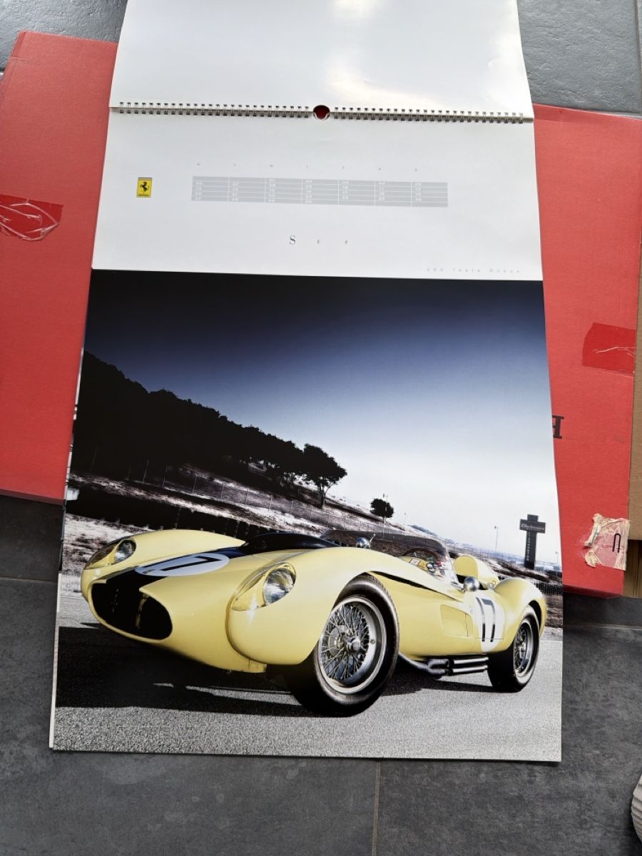 Ferrari Calendari: Original Ferrari Kalender 2010 – Usato da Wolfwil venduto da Rolex1 7