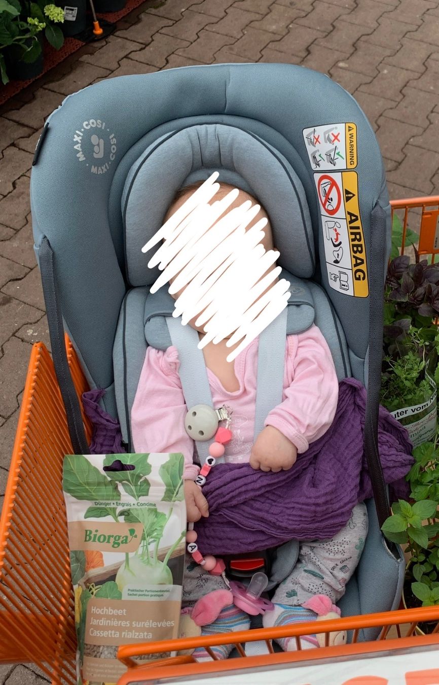 Maxi-Cosi Sièges auto: Maxi-Cosi  mit isofix Station und Tragegurt – D'occasion à Eschlikon TG par rainsihe 6