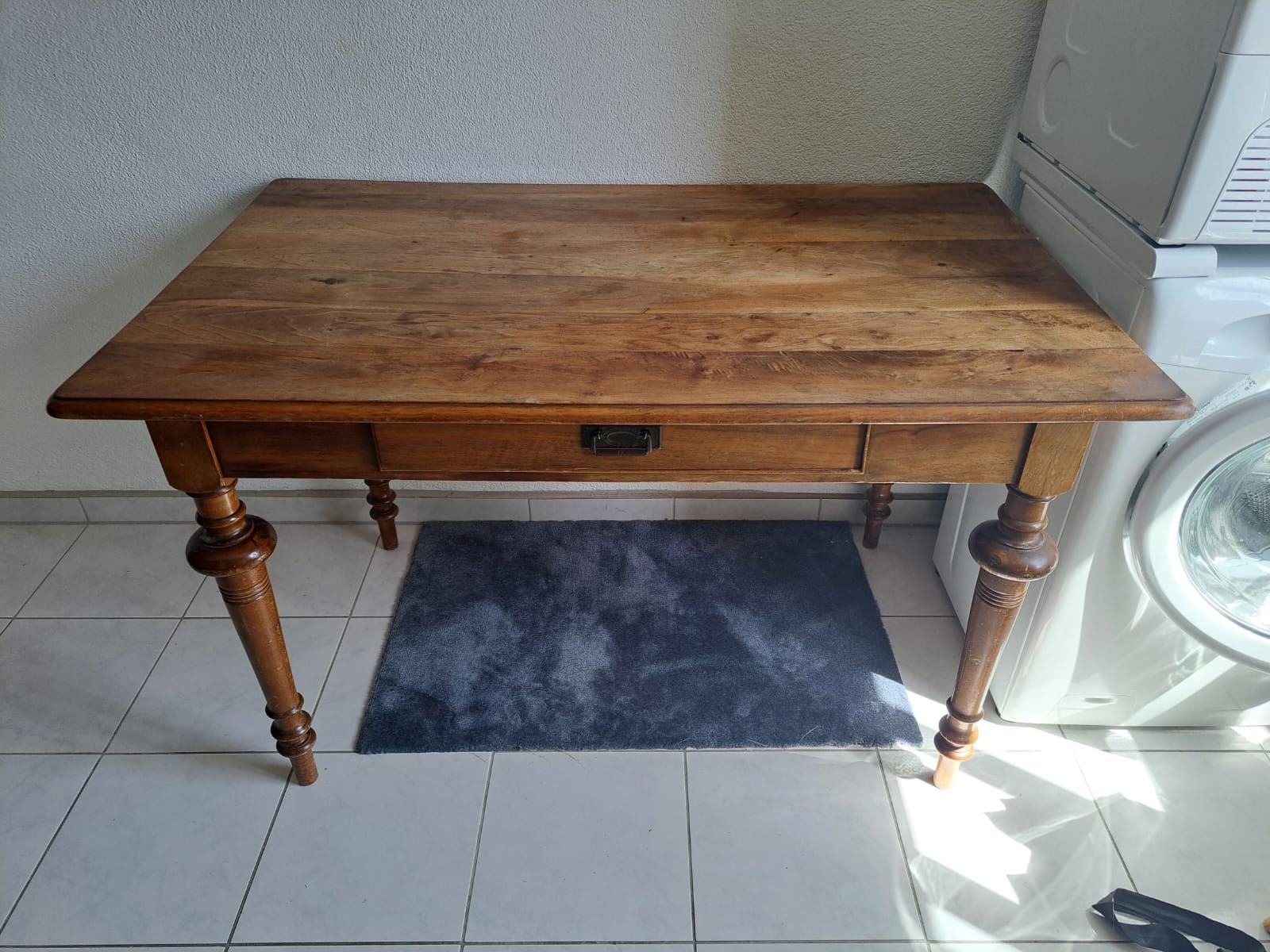 Tavoli: Antiker Biedermeier Tisch – Usato da Laufen venduto da jer_w9tl 5