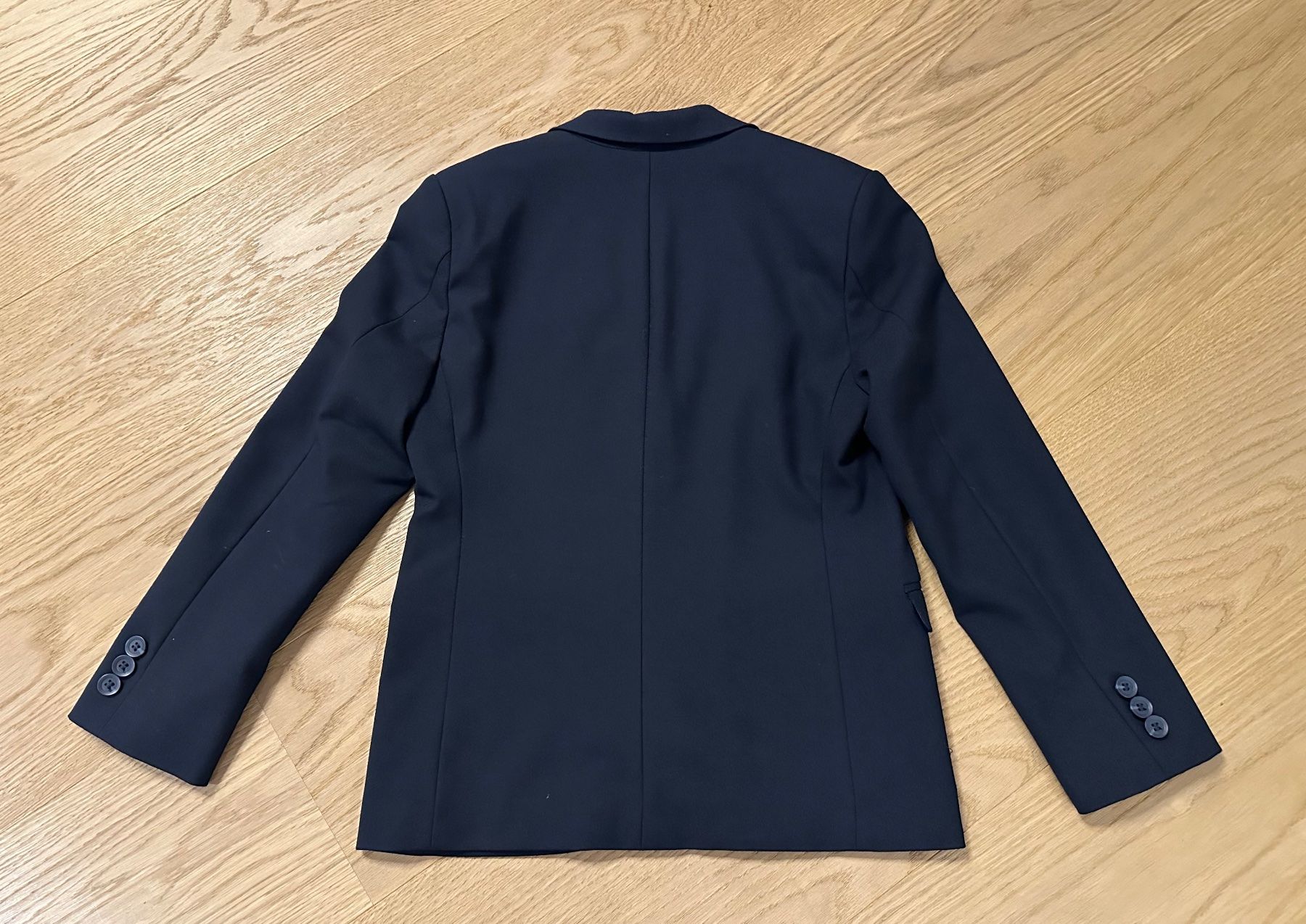 Anzüge: Anzugjacke Gr.140 – Gebraucht aus Zürich von Bastet6 1