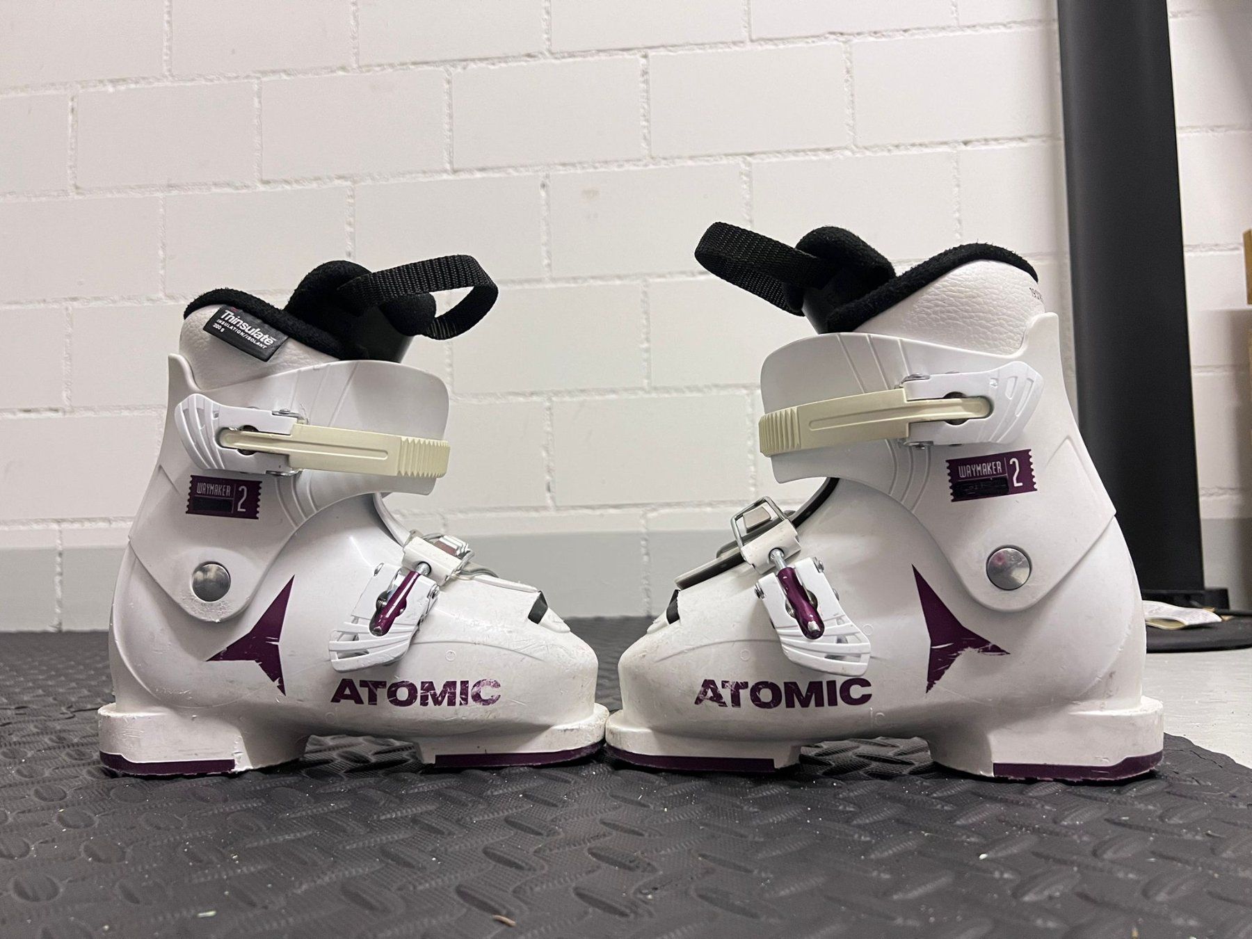 Scarpe per ragazzi: Ski Schuhe kinder - 19/19.5 - 237mm – Usato da Gockhausen venduto da ged_d7cp