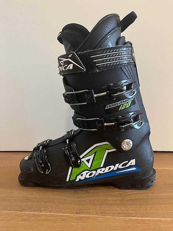 Scarpe da uomo: Nordica Skischuhe Grösse 44 – Usato da Wittenbach venduto da dan_9pwh