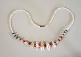 Zuchtperlen / Korallen / Hämatit - Kette