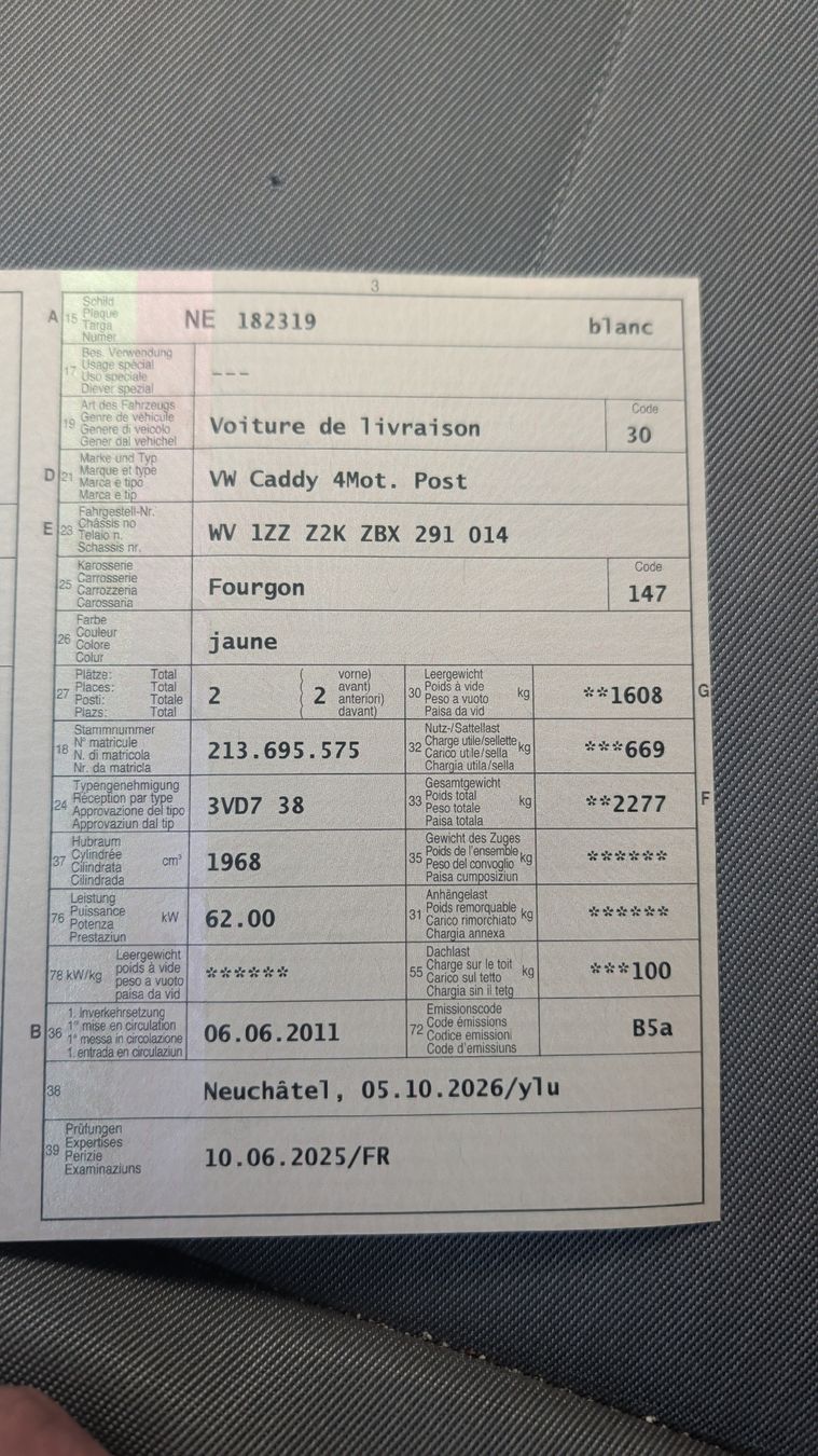 VW Veicoli commerciali: VW Caddy 4x4  – Usato da Le Locle venduto da flo_5856 2