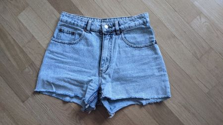 Cheap Monday High waisted Jeans Shorts / kurze Hosen