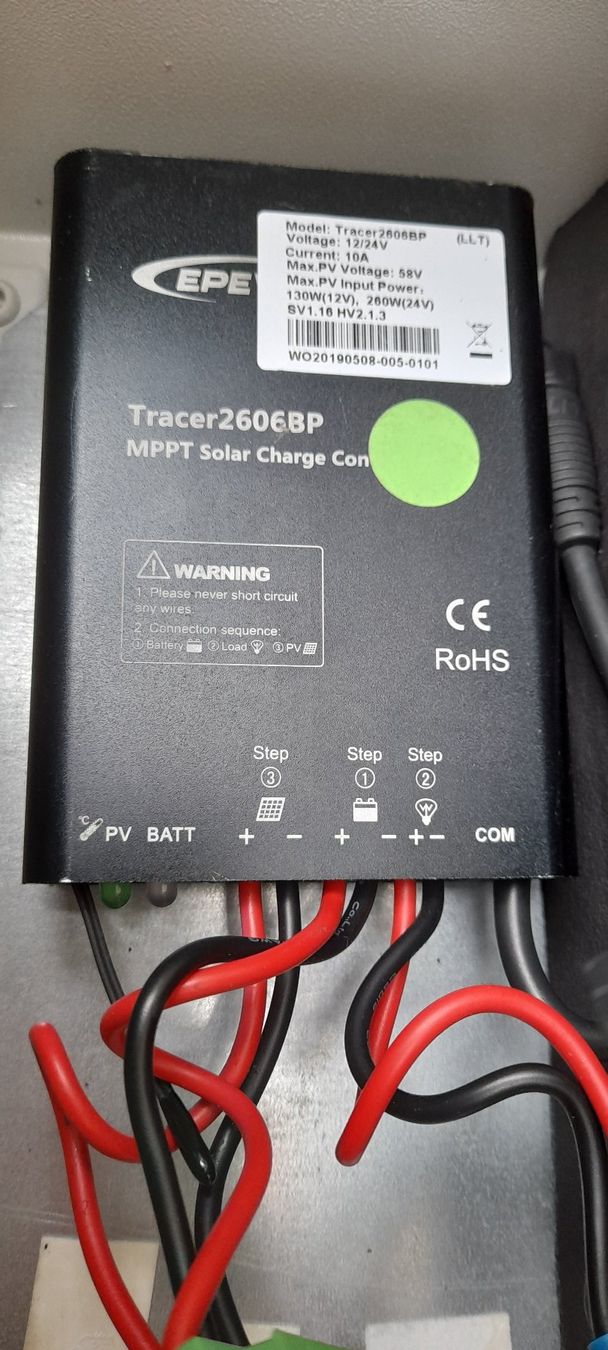 Dispositivi a energia solare: 12V Solaranlage – Usato da Mühleberg venduto da Gleis17 5