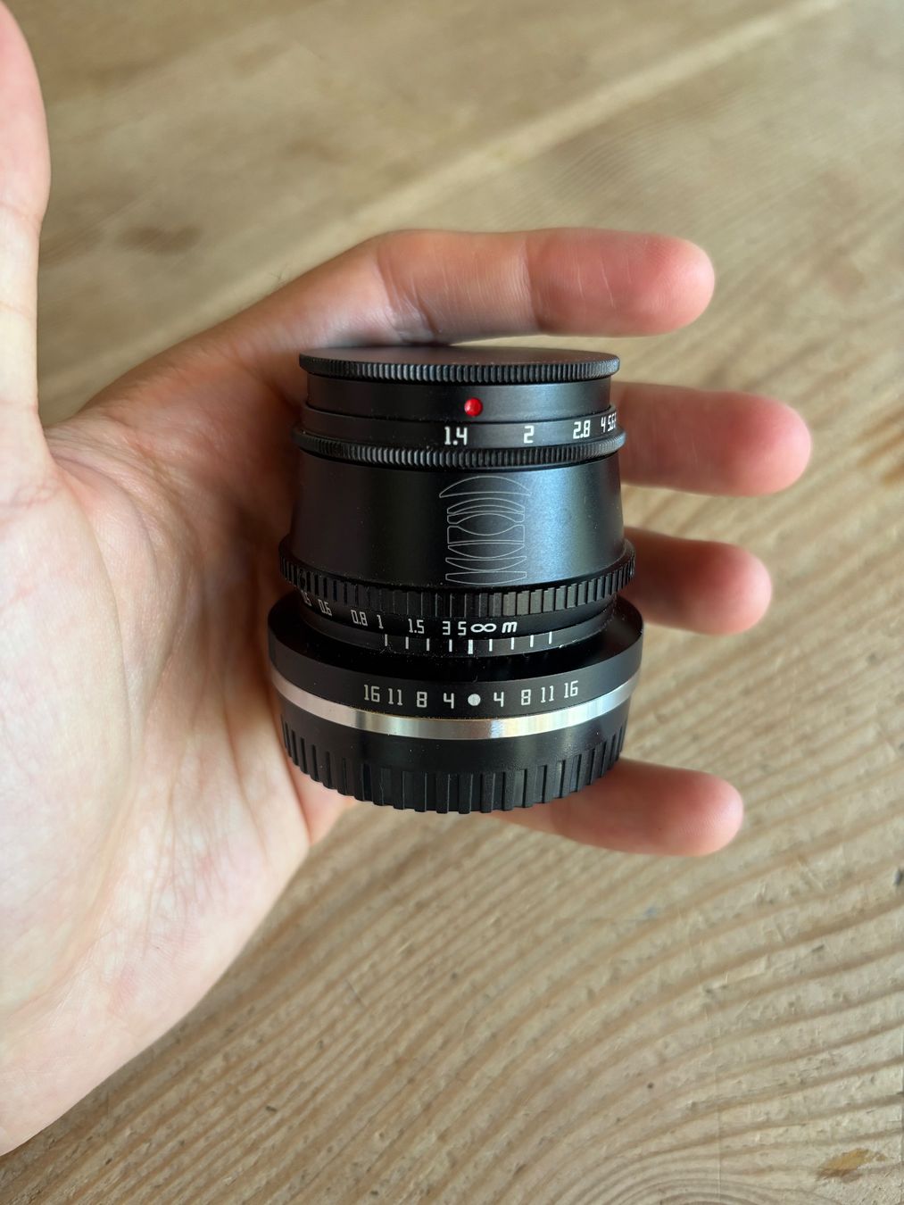 Fujifilm Fotocamera: Fujifilm XT-30 mit 2 Objektiven – Usato da Baltschieder venduto da watchwhims 2