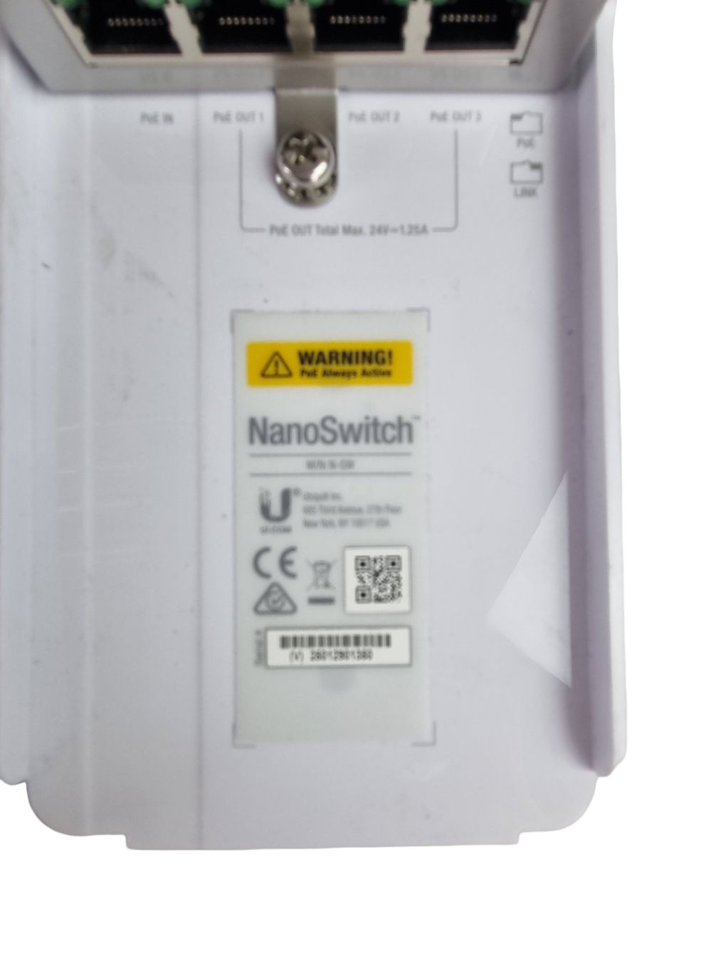 Ubiquiti Unità & Adattatore: NANO SWITCH Outdoor 4-Port-Switch – Nuovo (secondo la descrizione) da Wangen b. Olten venduto da Restwert_Wangen 1
