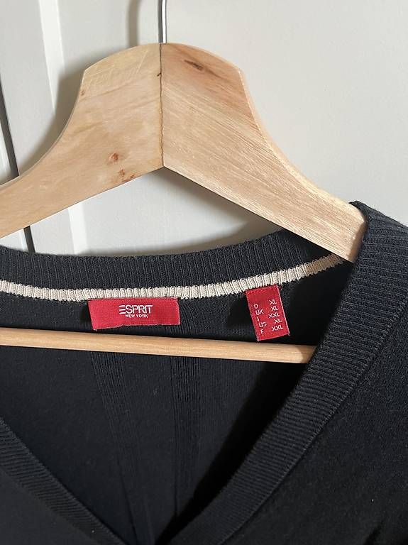 Giacche: ESPRIT SCHWARZER CARDIGAN, GRÖSSE XL – Usato da Basel venduto da lis_hv8g 1