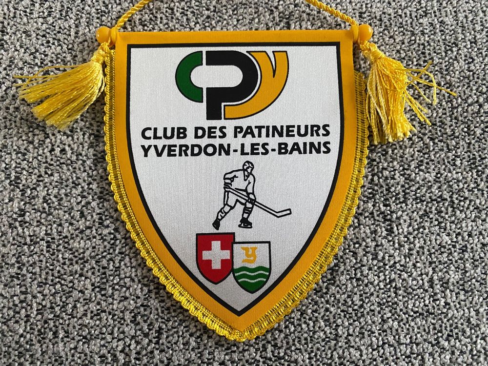 petit fanion pennnant wimpel )) PSG V WATERCHEI * C. EUROPE C2 1982/83