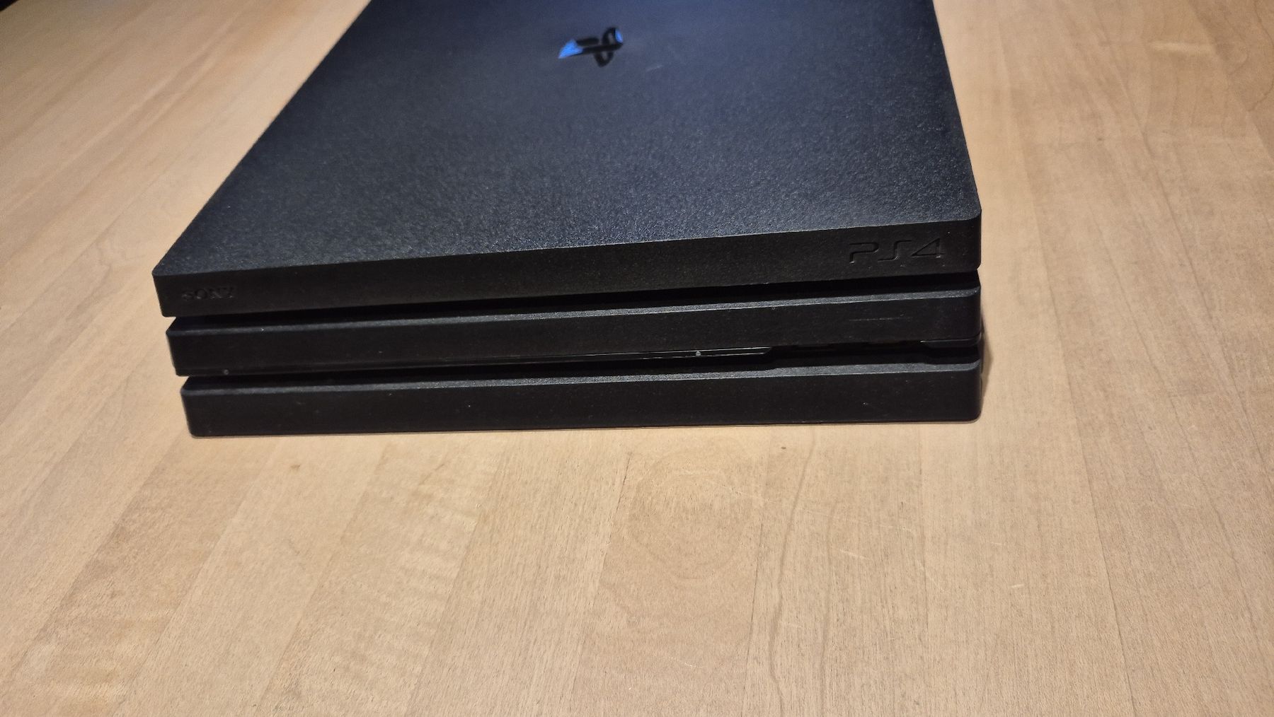 Sony Konsolen: PS4 Pro mit 10 Games – Gebraucht aus Otelfingen von Thekillingcow 5