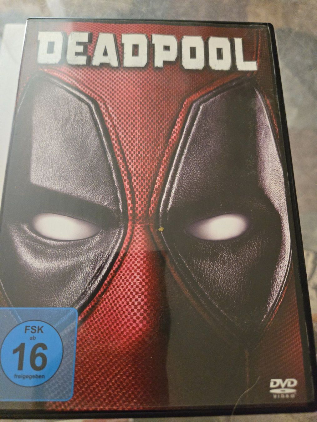 Tutti i DVDs: Deadpool  DVD – Usato da Bussigny venduto da Kfdlt