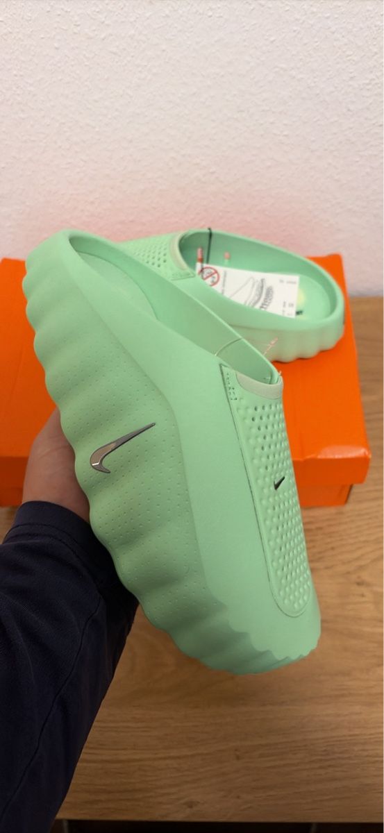 Nike Scarpe da uomo: Nike Mind Mint 001 – Nuovo e nell'imballaggio originale da Onex venduto da Chooseyoursneaks