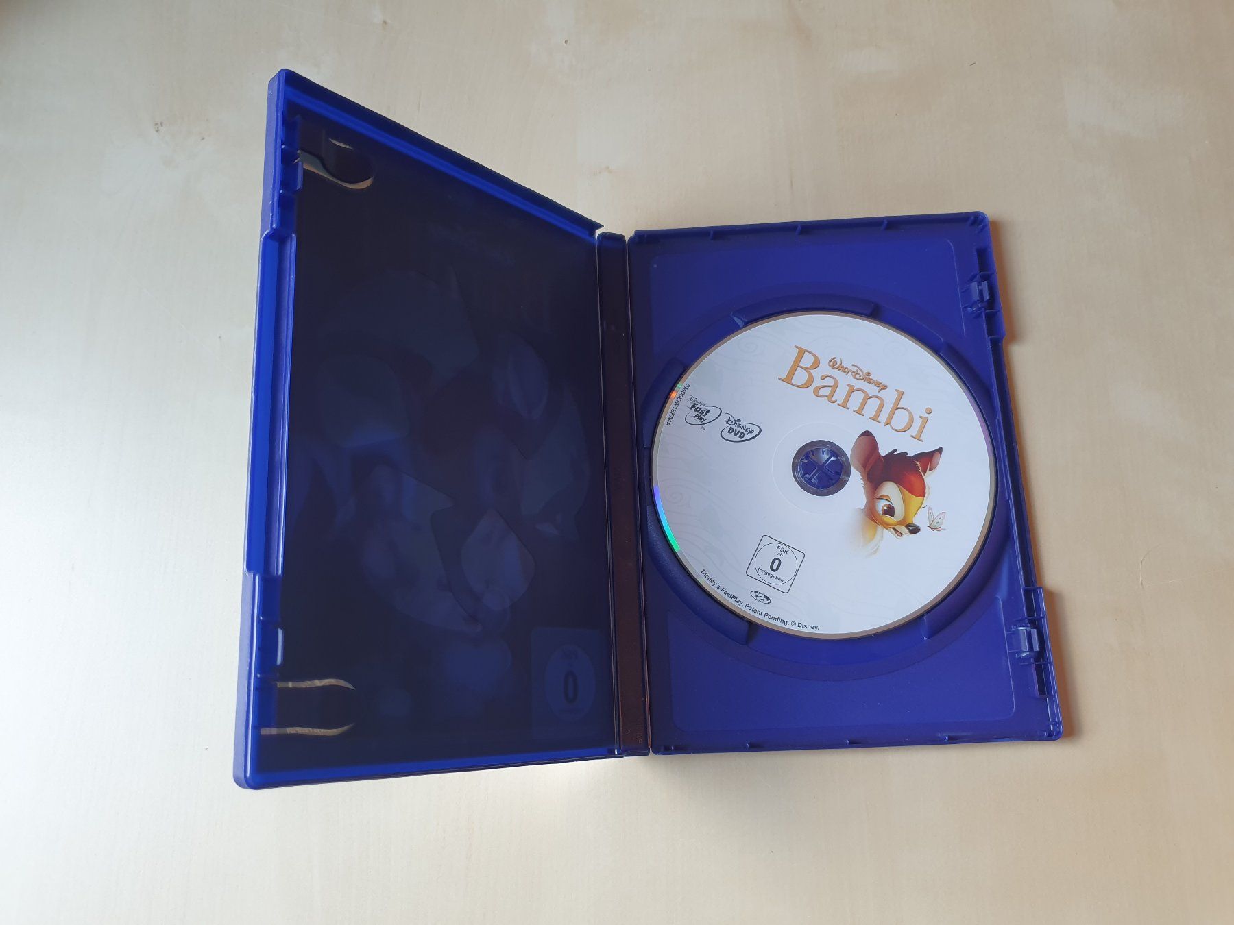 Tous les DVDs: Bambi – D'occasion à Stansstad par collectorsshop 2