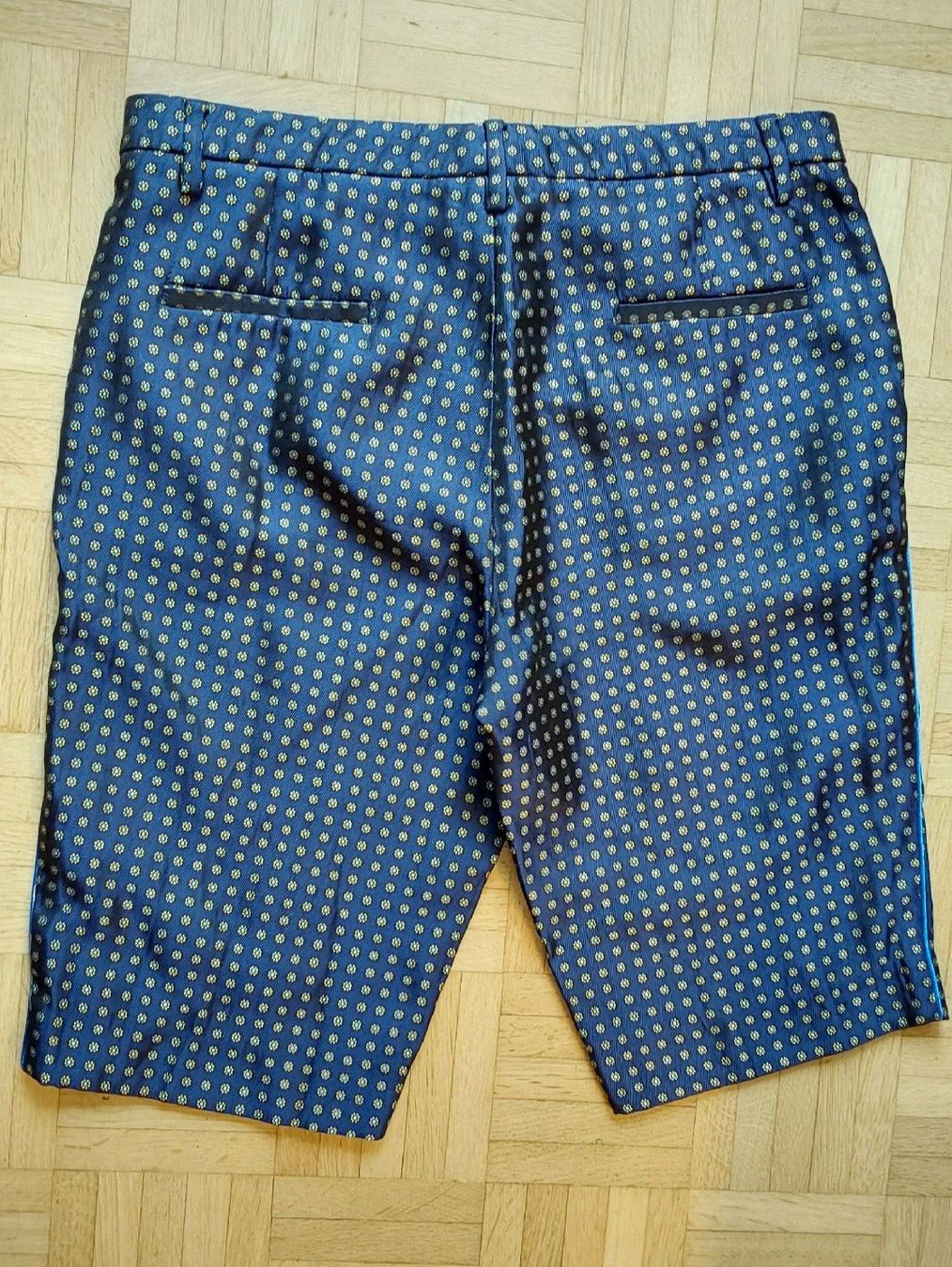 Pantaloni: Bermudas Essentiel Antwerp 38 blau – Usato da Köniz venduto da scopello12 2